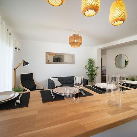 Fully Equipped Apartment With Parking 6 Beds Marseille Bagian luar foto
