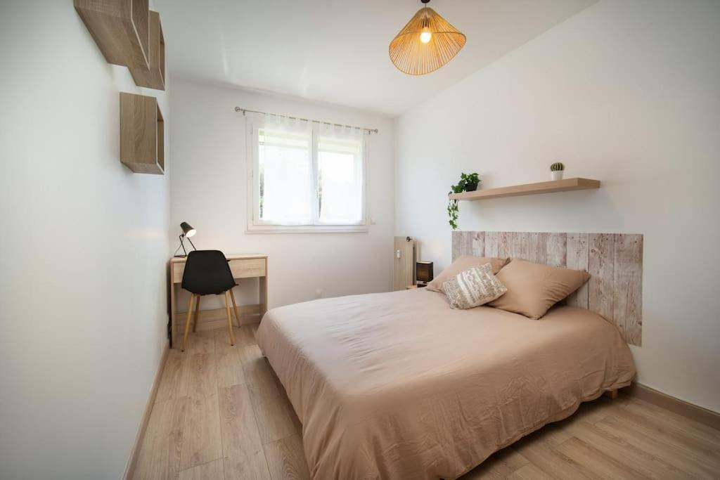 Fully Equipped Apartment With Parking 6 Beds Marseille Bagian luar foto